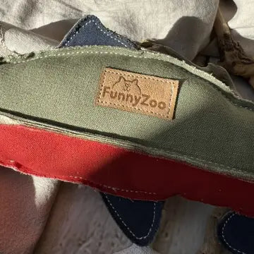 Hundespielzeug Forelle aus robustem Baumwoll-Canvas mit Kokosfaser