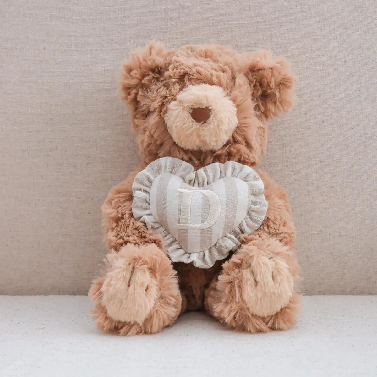 Hundespielzeug Kuschelbär mit Deinem Herz (A-Z)