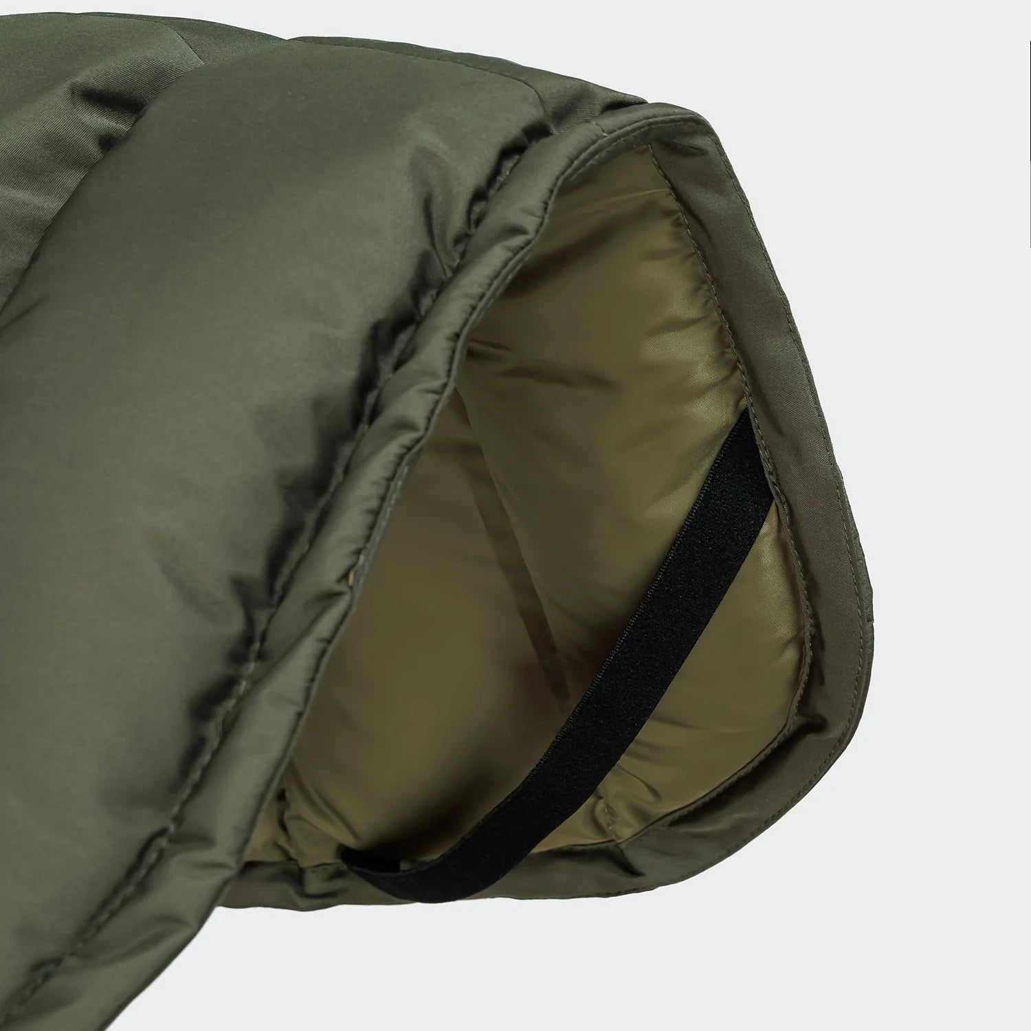 Cloud7 Hundemantel Winter Everest Light Olive