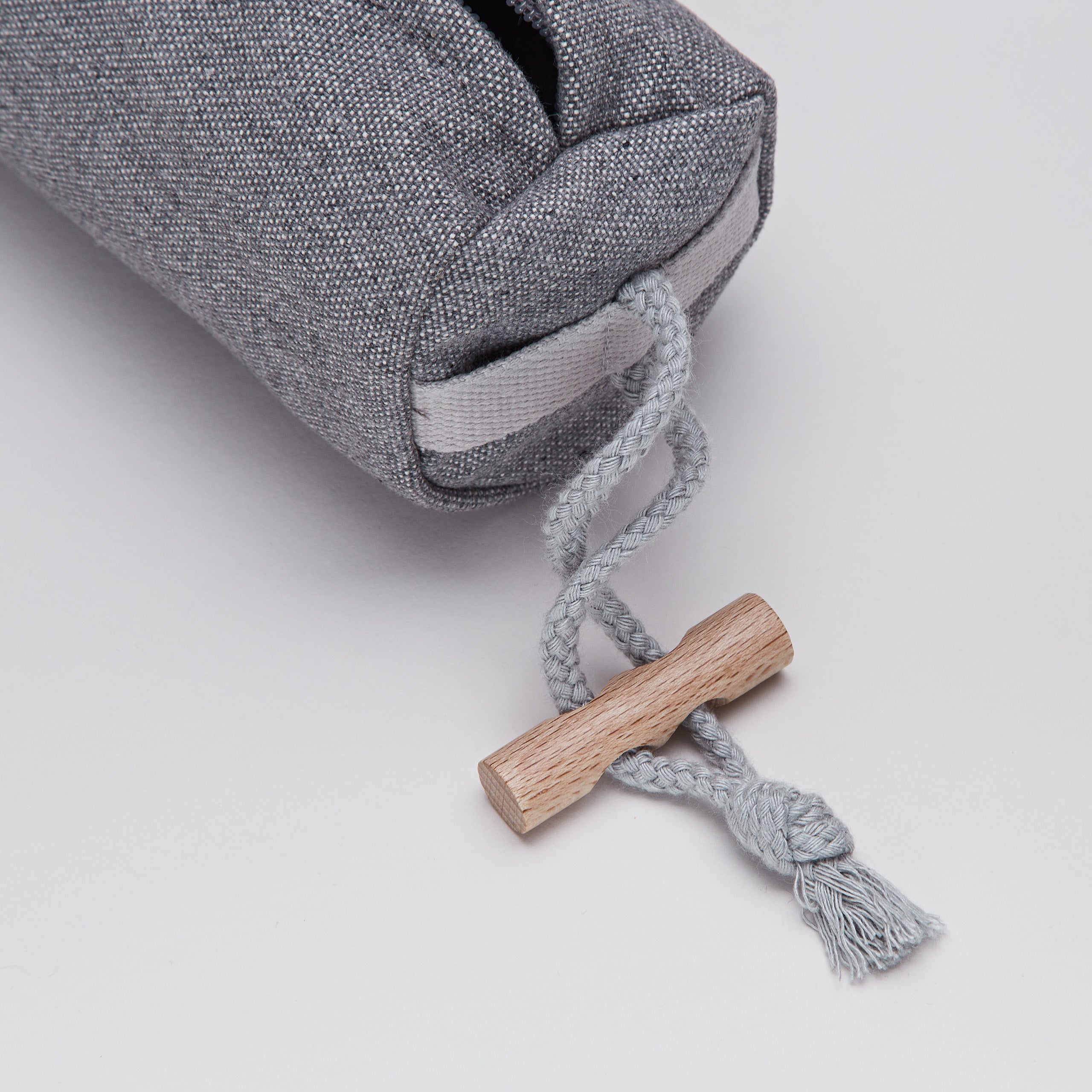 Detail Cloud7 Leckerlibeutel / Dummy Heather Grey