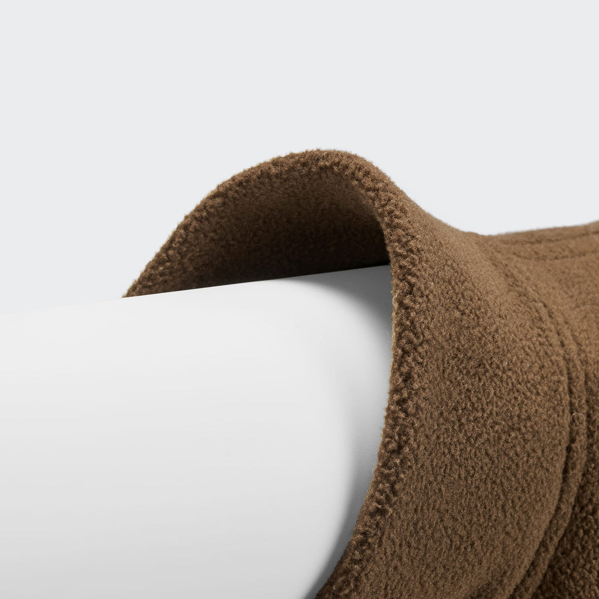 Cloud7 Hundepullover DACKEL Soft Fleece Derby 2.0 Coffee Halsöffnung