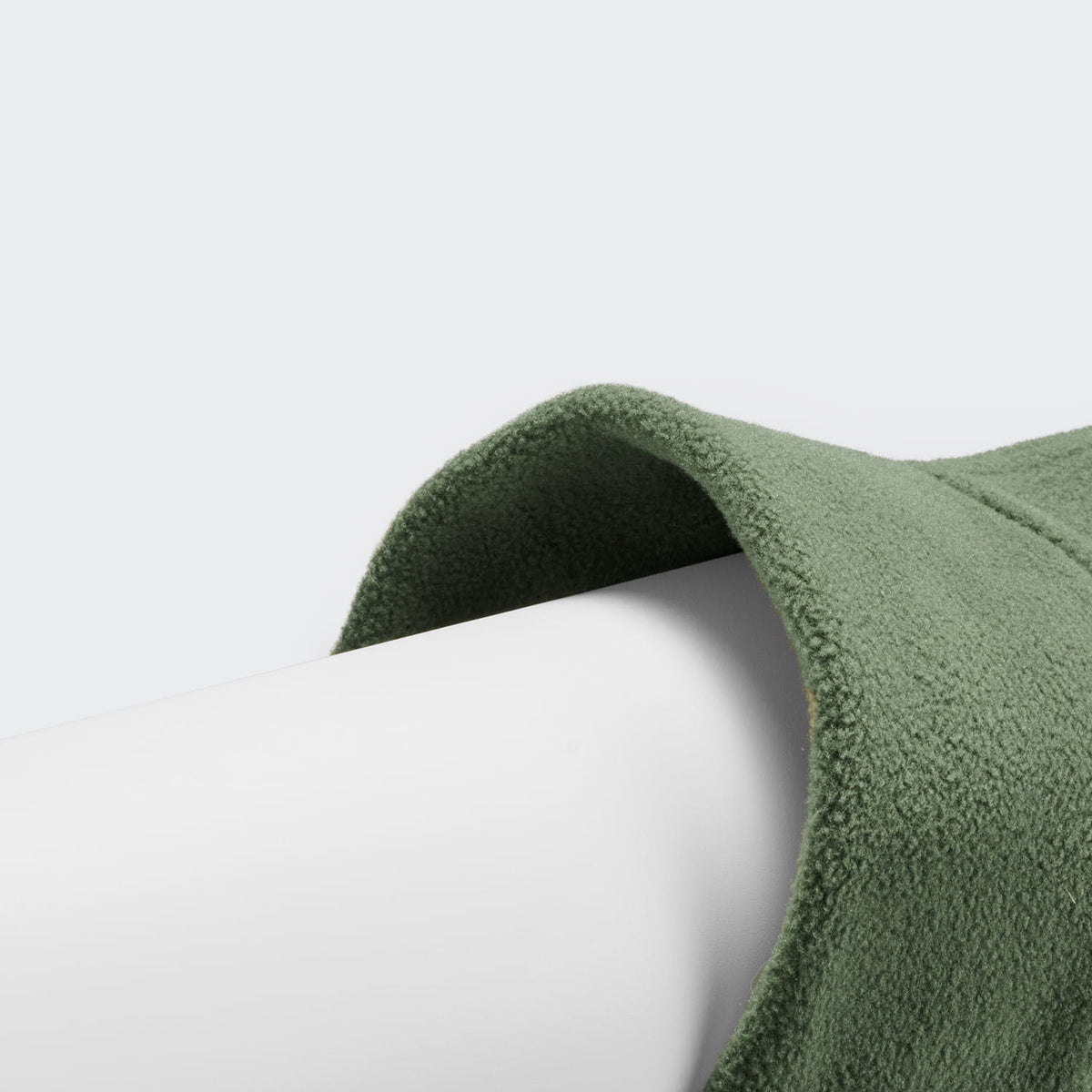 Cloud7 Hundepullover DACKEL Soft Fleece Derby 2.0 Khaki Halsöffnung