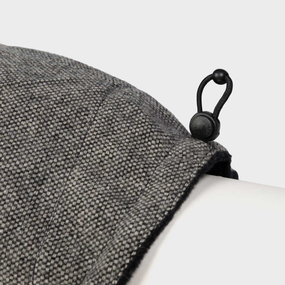Gummizug hinten Cloud7 Hundemantel Brooklyn Tweed Black