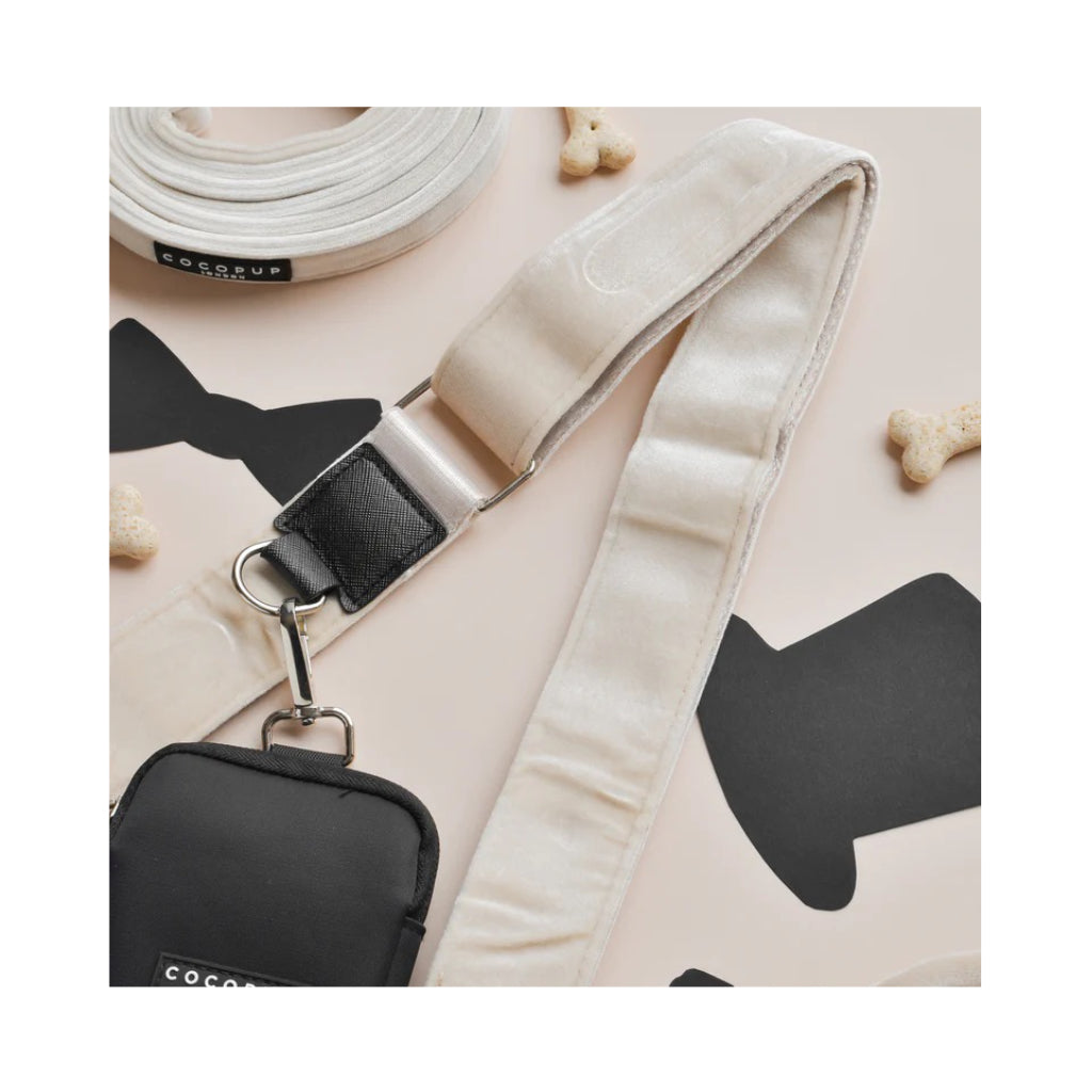 Ersatz-Taschenriemen VELVET EDITION zur Gassitasche Dog Walking Bag nude - COCOPUP London