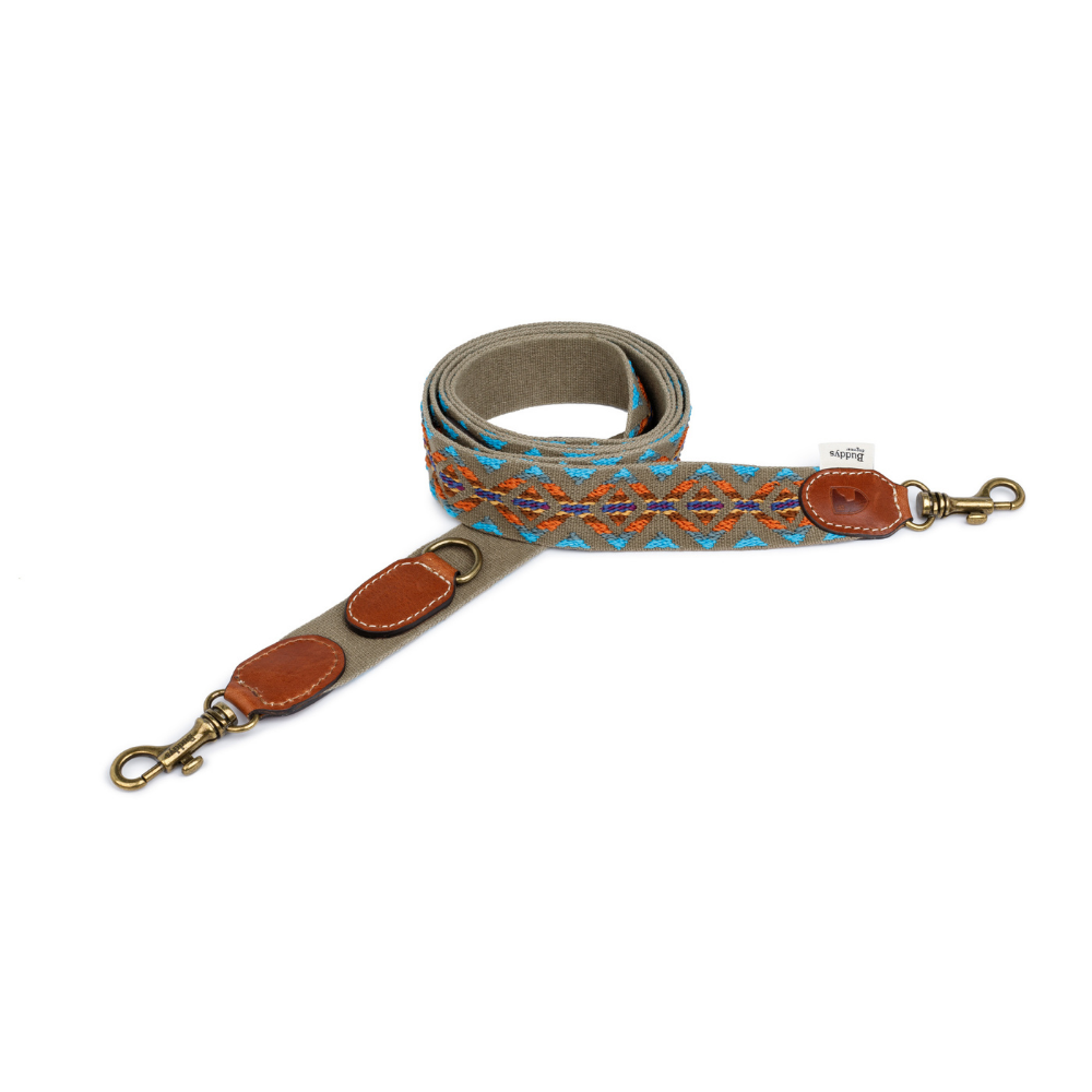 Hundeleine Peruvian ETNA Grün verstellbar aufgerollt - Buddys Dogwear