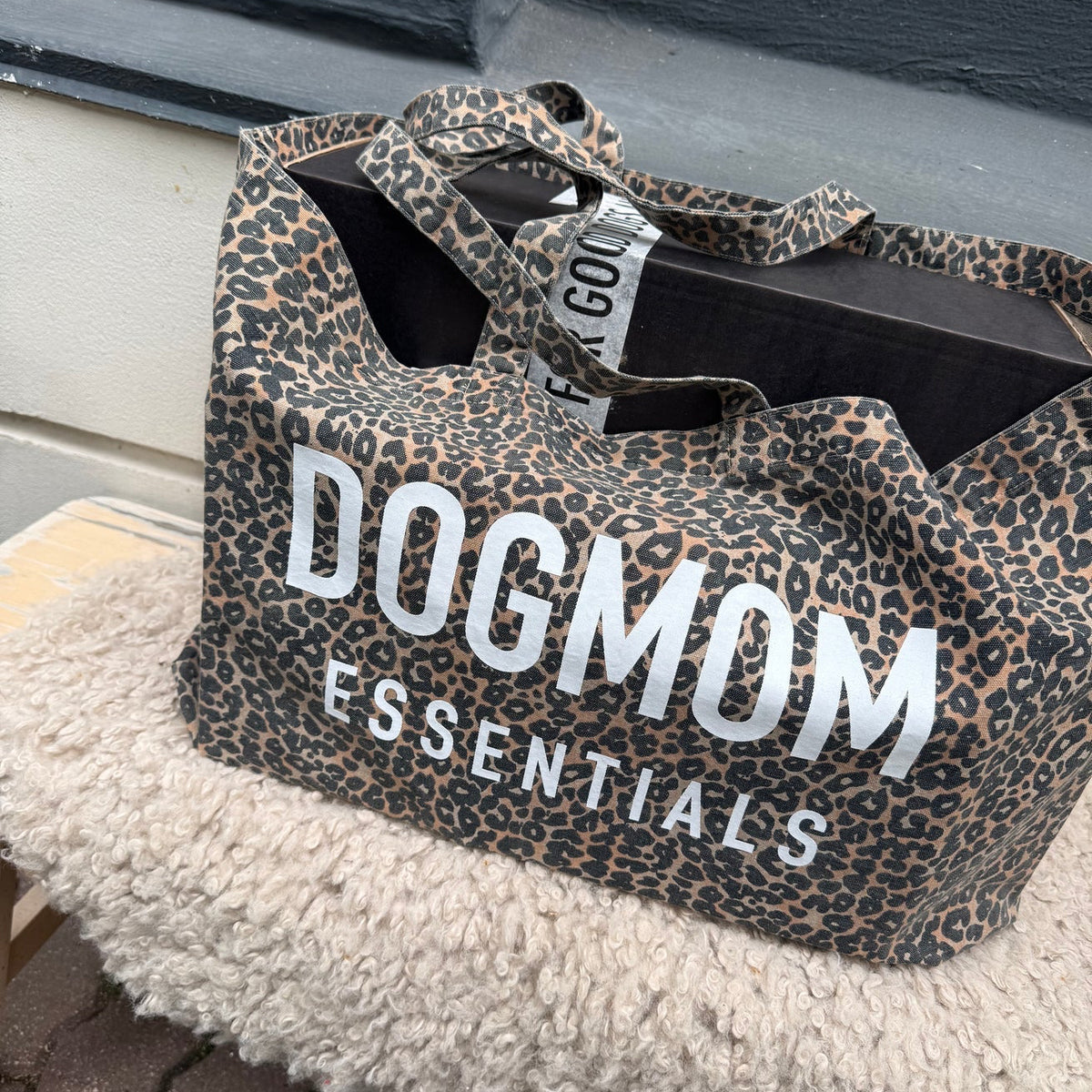 Lieblingspfote Oversize Tote Bag DOGMOM Essential Leo Vintage