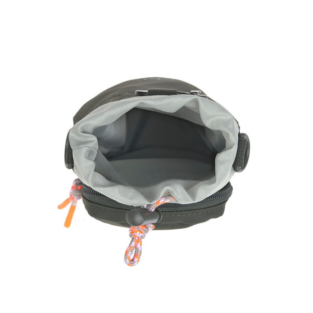 Öffnung von oben Flaschen- und Leckerlitasche Boudi Dark olive - PALOPA