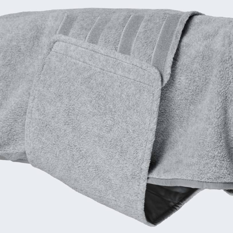 Verschluss Cloud7 Hundepullover Fleece Derby Light Grey 2024