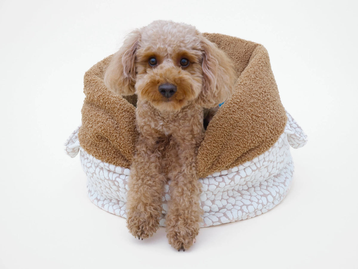 Lumiies The Studio Nest mobiles Hundebett & Schlafsack in Cloudy Pebble