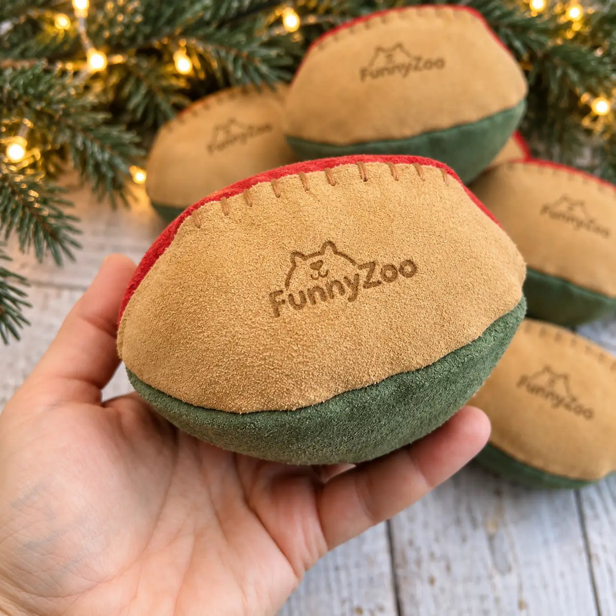 Hundespielzeug COCCO BALL aus Wildleder X-MAS Edition