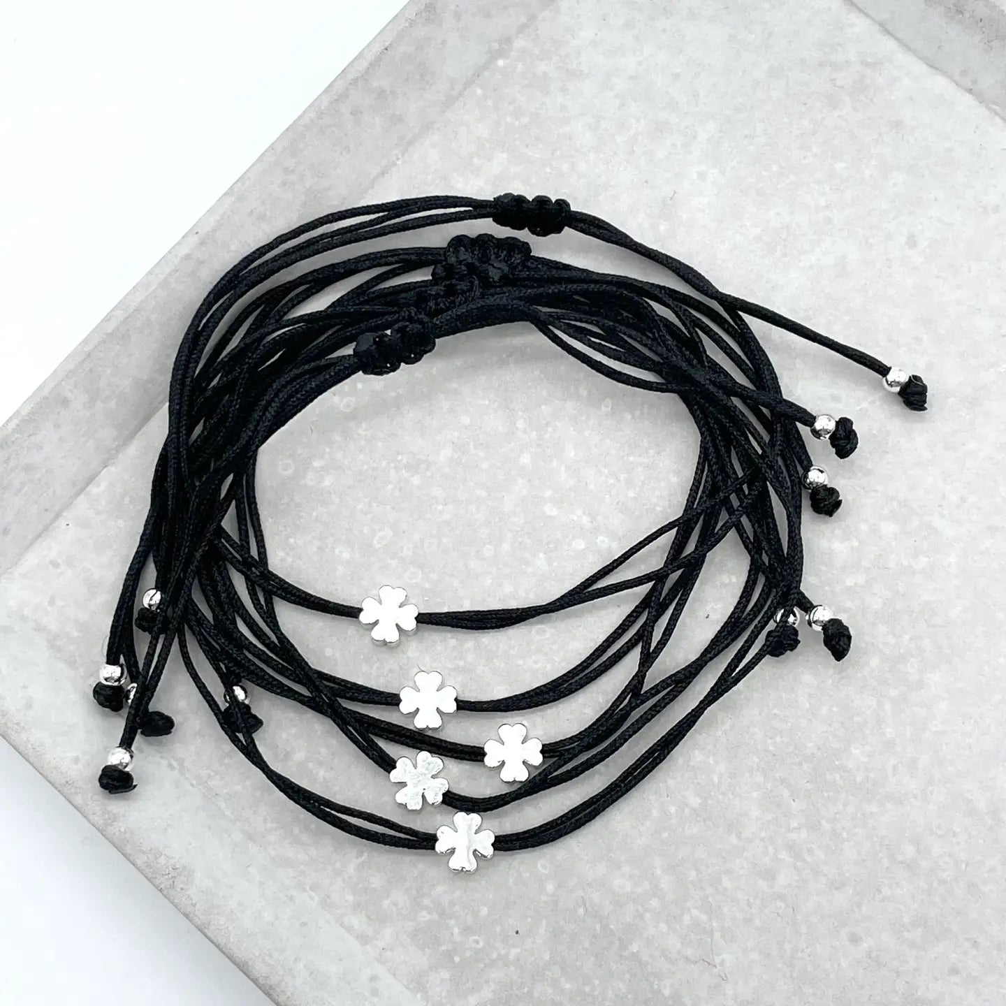 Dekobild Glücksbringer Armband MINI LUCK Kleeblatt Minimalist schwarz silber - LOVIN'DOG