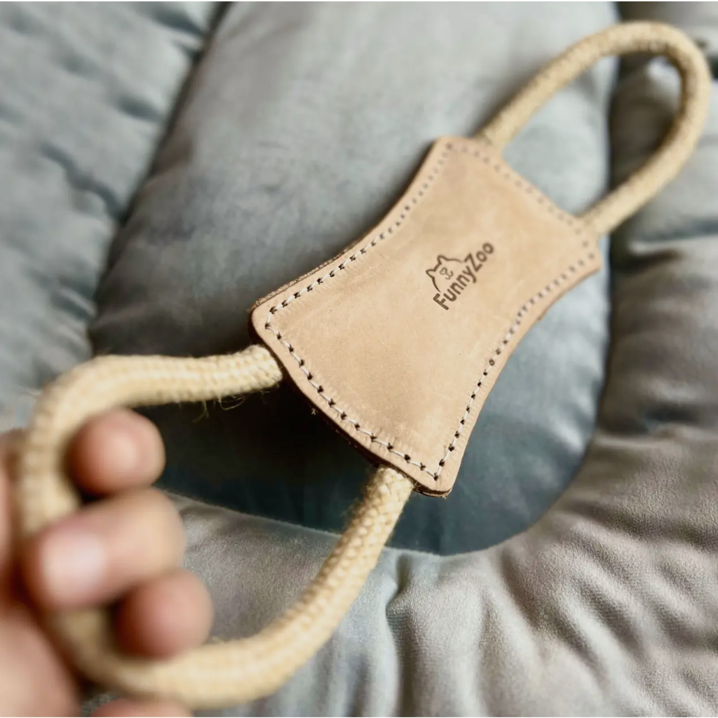 Moodbild Hundespielzeug DUMMY aus Leder - Funny Zoo