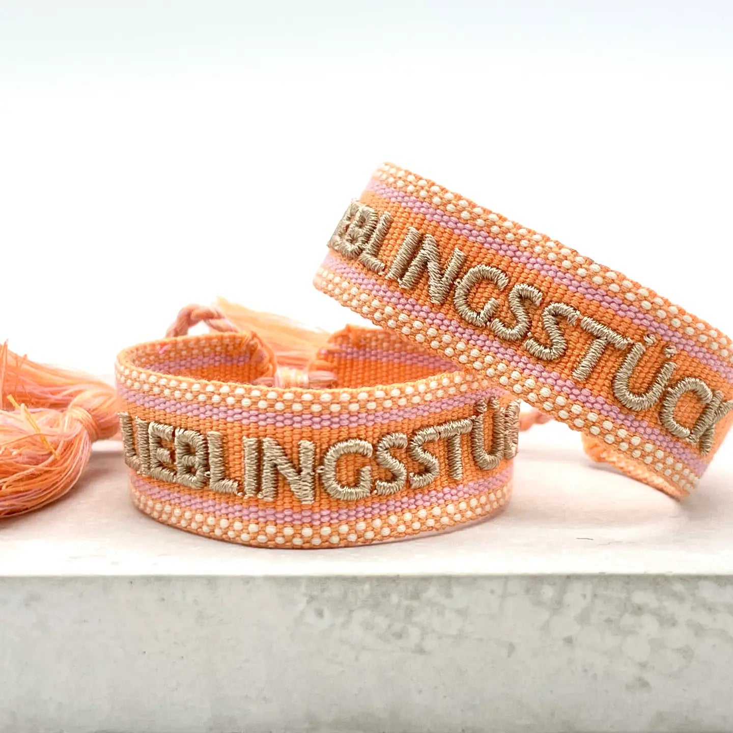 Dekobild Statement Armband LIEBLINGSSTÜCK Orange - LOVIN'DOG