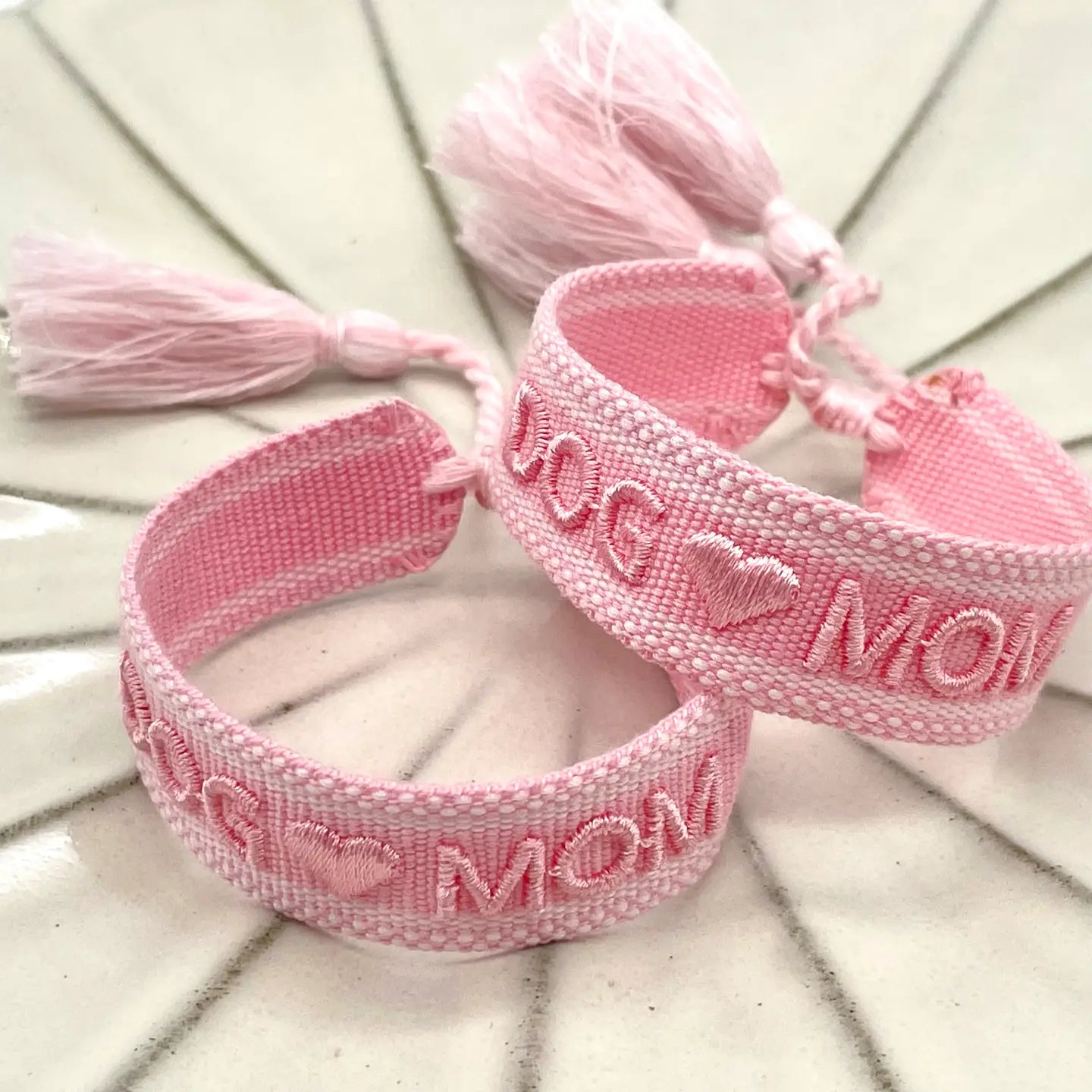 Dekobild 2 Statement Armband DOG MOM Rosa - LOVIN'DOG