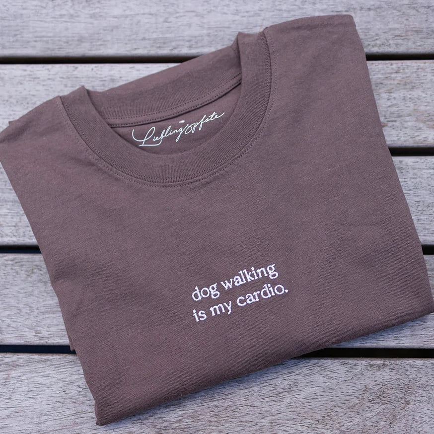 T-Shirt "DOG WALKING IS MY CARDIO" Mocha