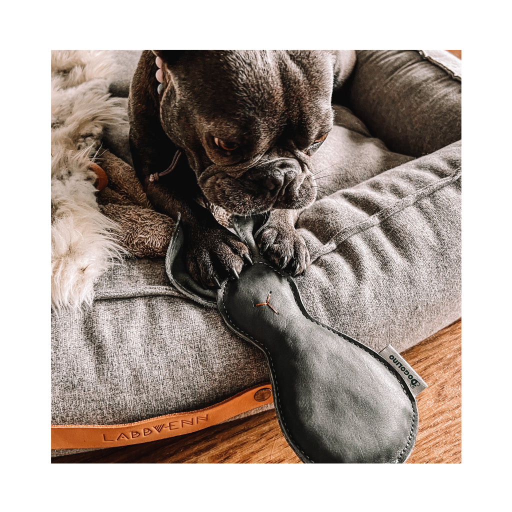 Lederspielzeug Dummy Hase GRAU