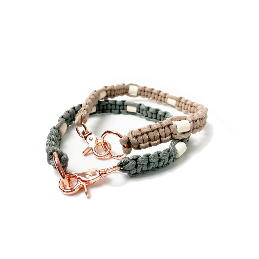 EM-Keramik Zeckenhalsband Paracord geknotet grau & beige - LOVIN'DOG