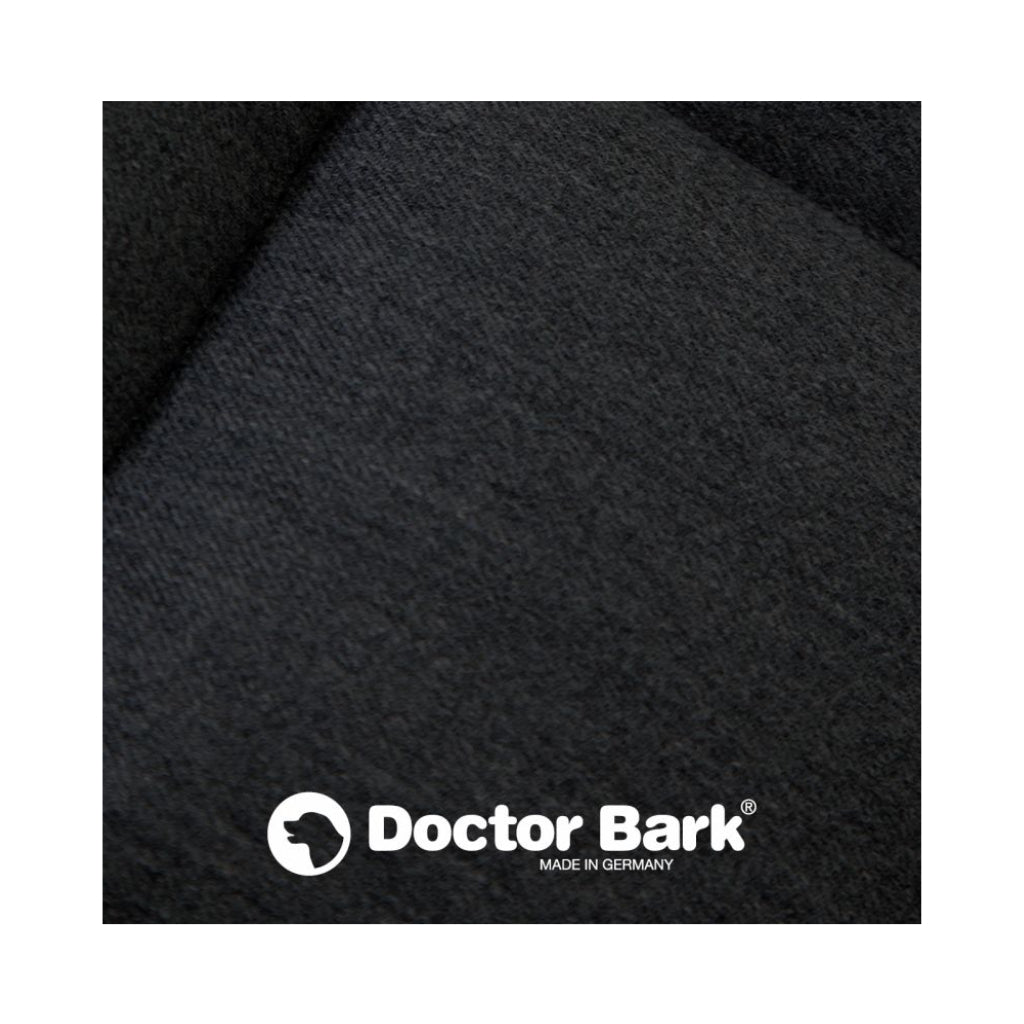 Nahaufnahme Travel-Bag Reisedecke SCHWARZ - Doctor Bark