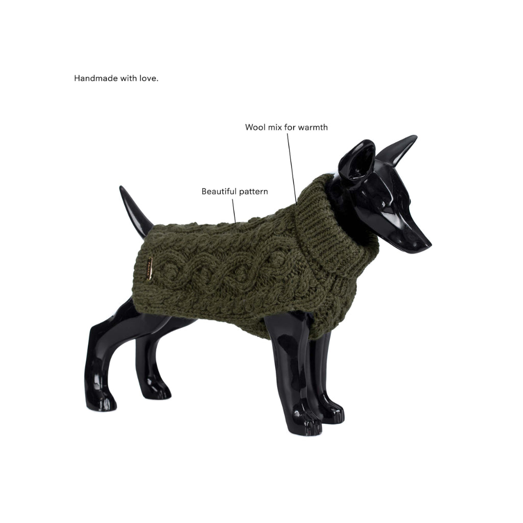 Übersicht Hundepullover handgestrickt oliv - PAIKKA