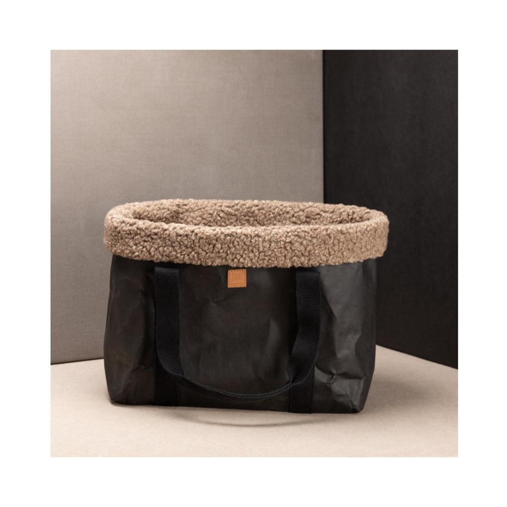 Standbild Hundetasche DOROTHEA Paper Dog Bag BLACK Bouclé Wolle 2 - 2.8 designs for dogs