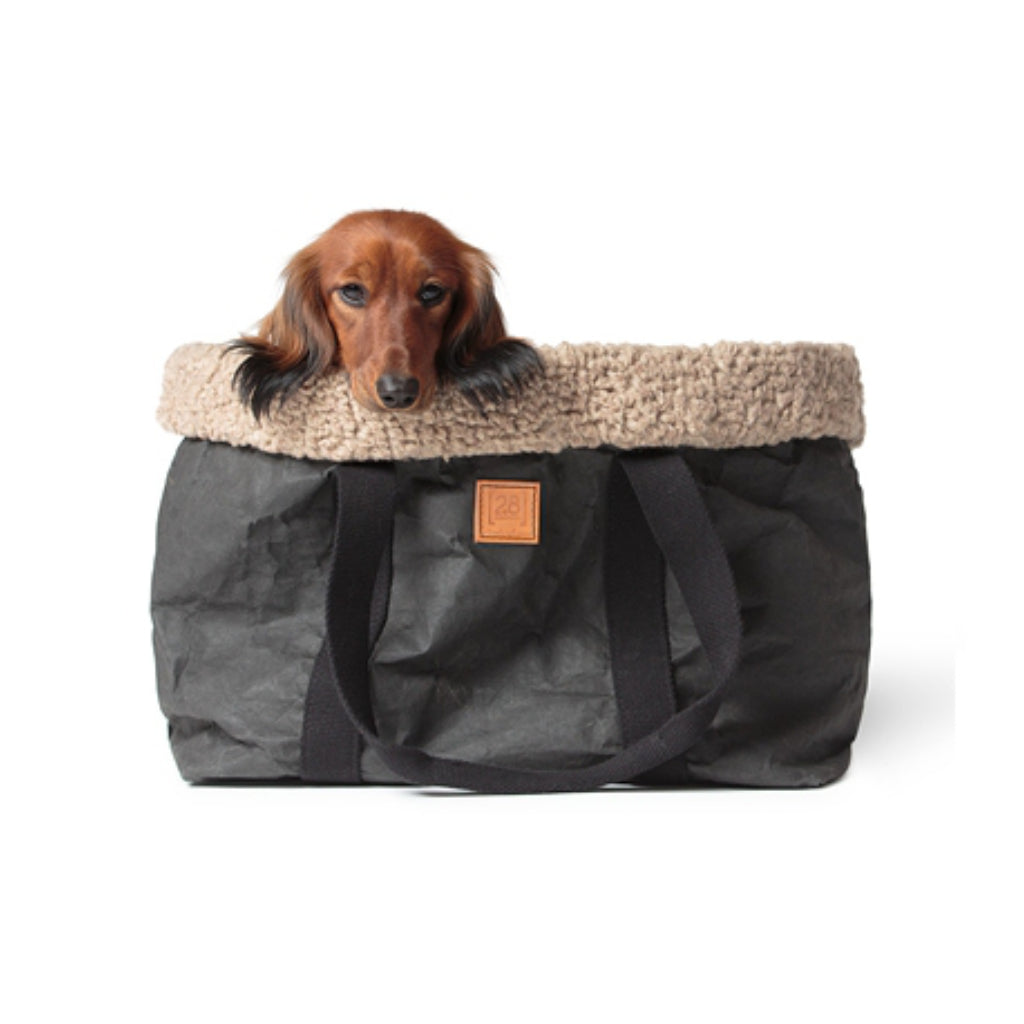 Hund in Hundetasche DOROTHEA Paper Dog Bag BLACK Bouclé Wolle - 2.8 designs for dogs