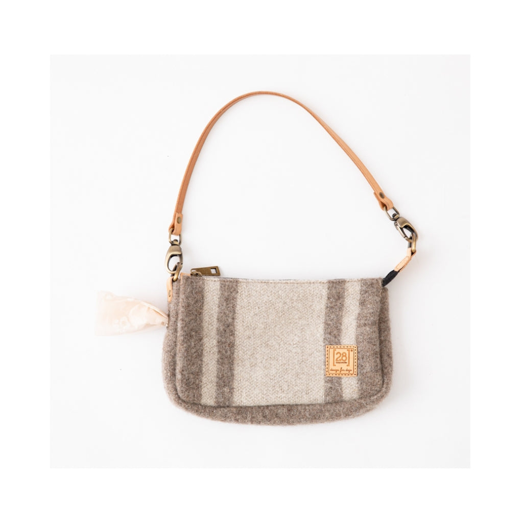 Legebild Gassitasche INGE MINI Wool Pochette Wolle Natural White - 2.8 designs for dogs