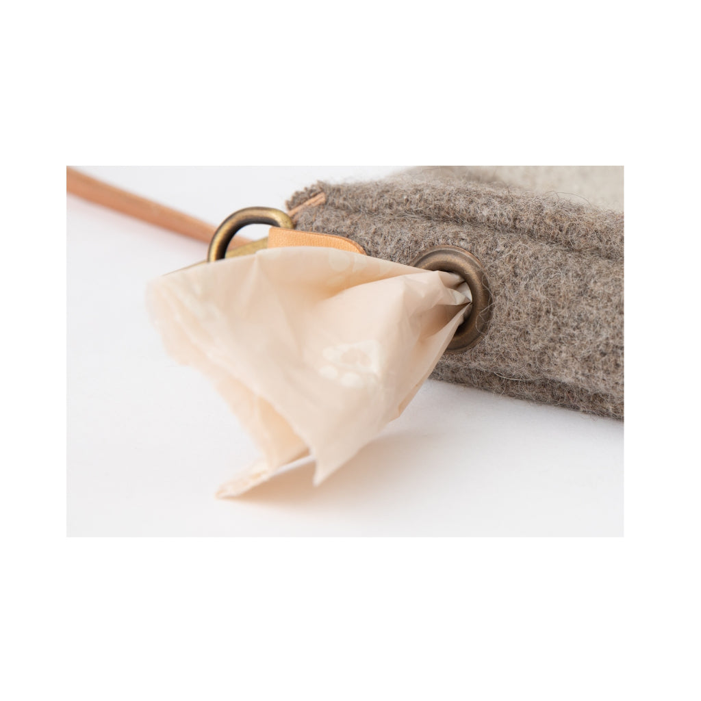 Kotbeutel Gassitasche INGE MINI Wool Pochette Wolle Natural White - 2.8 designs for dogs