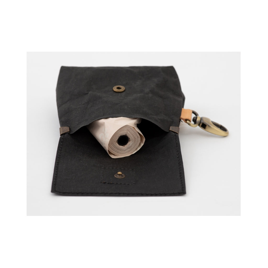 Kotbeutelspender OLIVIERO - Poop Bag Holder schwarz mit Kotbeutel - 2.8 designs for dogs