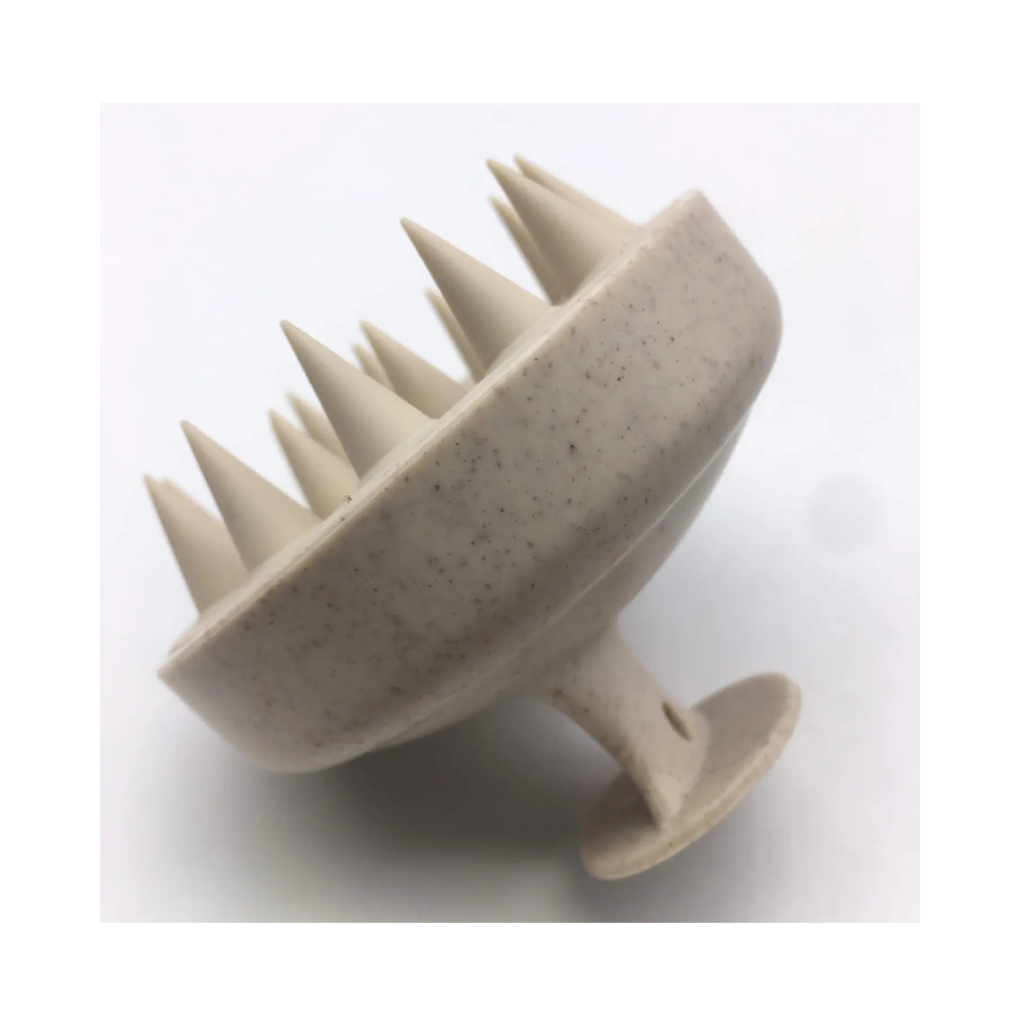 Nahaufnahme Puppy Polisher Shampoo-Bürste - Wag & Bright Supply Co.