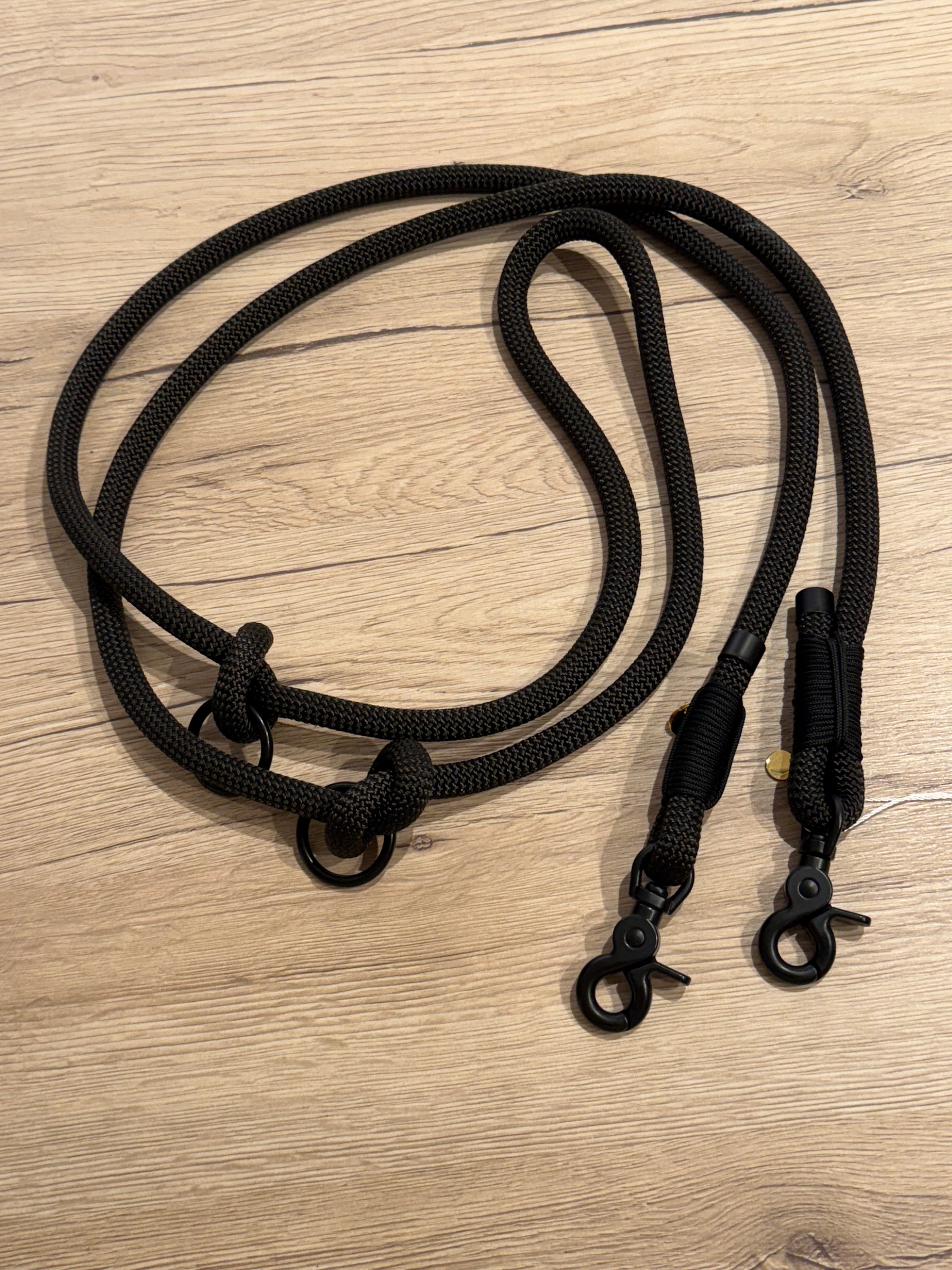 Hundeleine ALL BLACK verstellbar