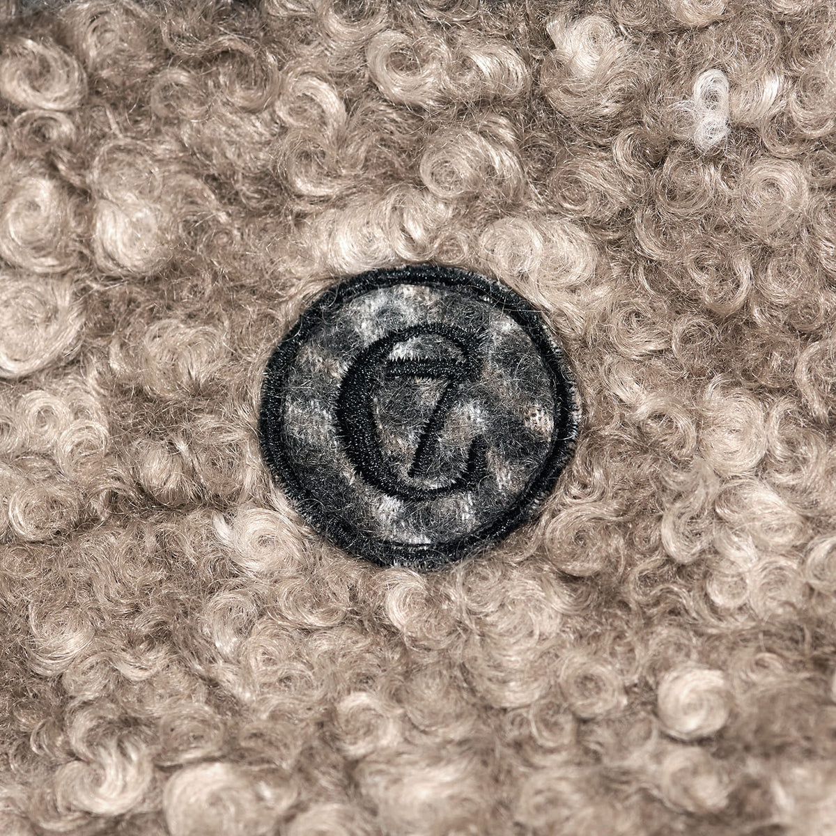 Cloud7 Hundepullover DACKEL Gotland Tartan Logo