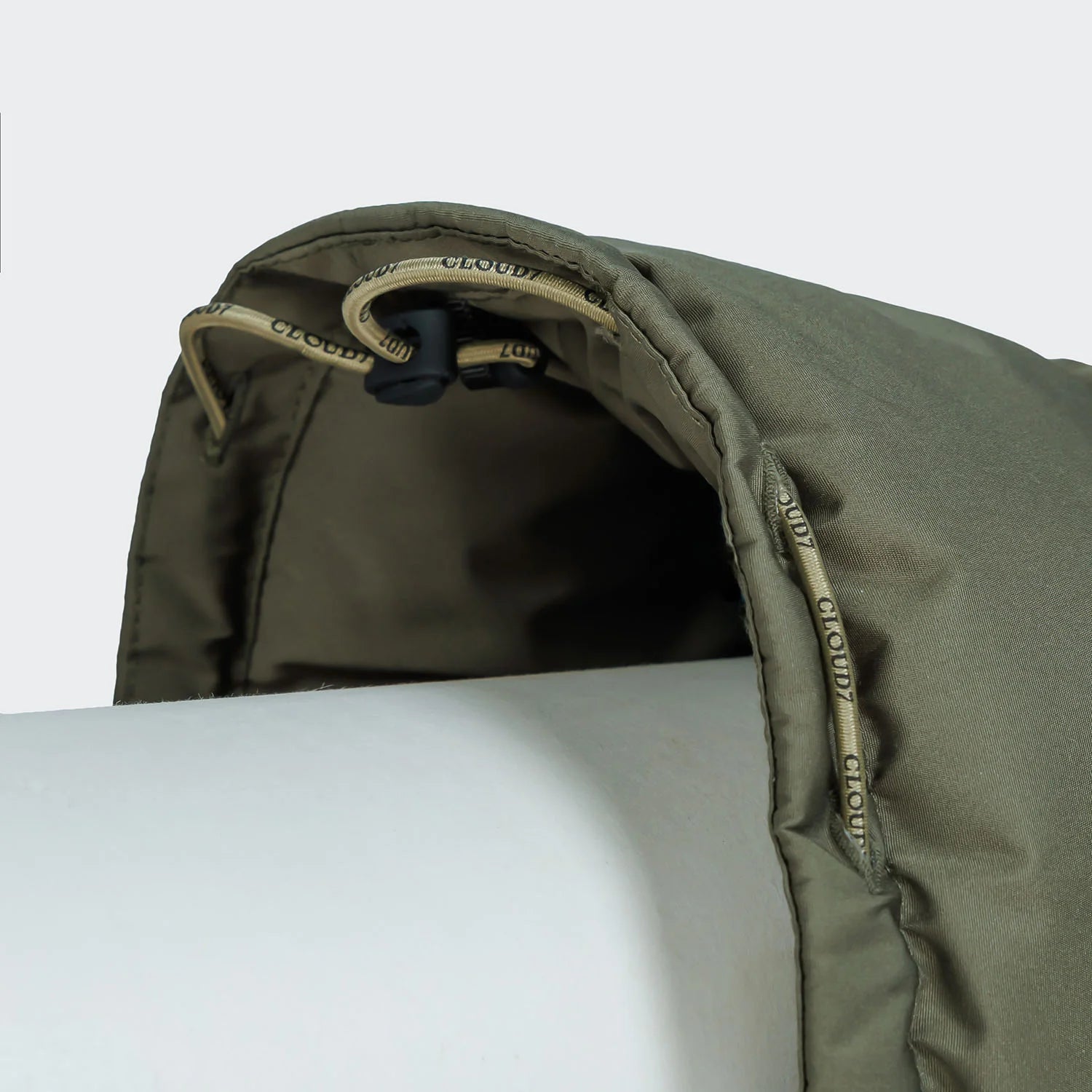 Cloud7 Hundemantel Winter Everest Light Olive