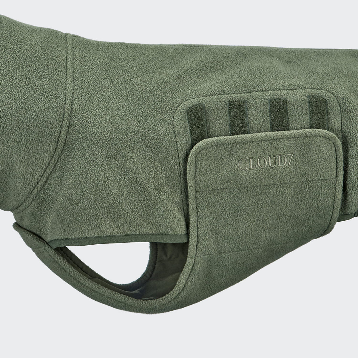 Cloud7 Hundepullover Soft Fleece Derby 2.0 Khaki Bauchschutz mit Klettverschluss