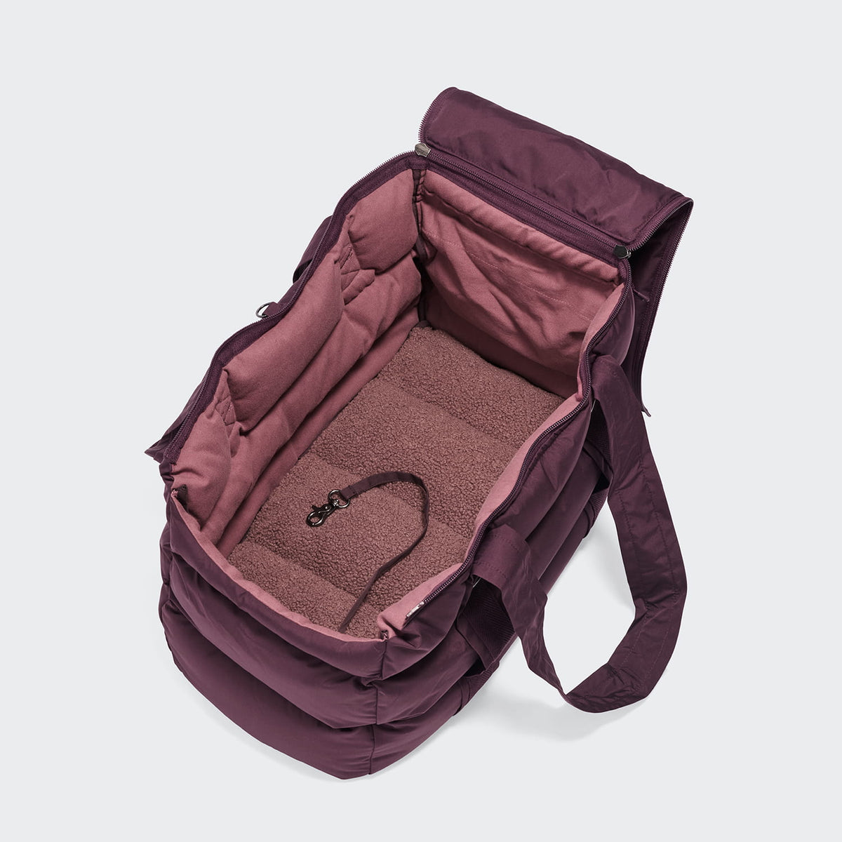 Cloud7 Hundetasche MONTREAL 2.0 Aubergine mit Kurzleine & Innenfutter