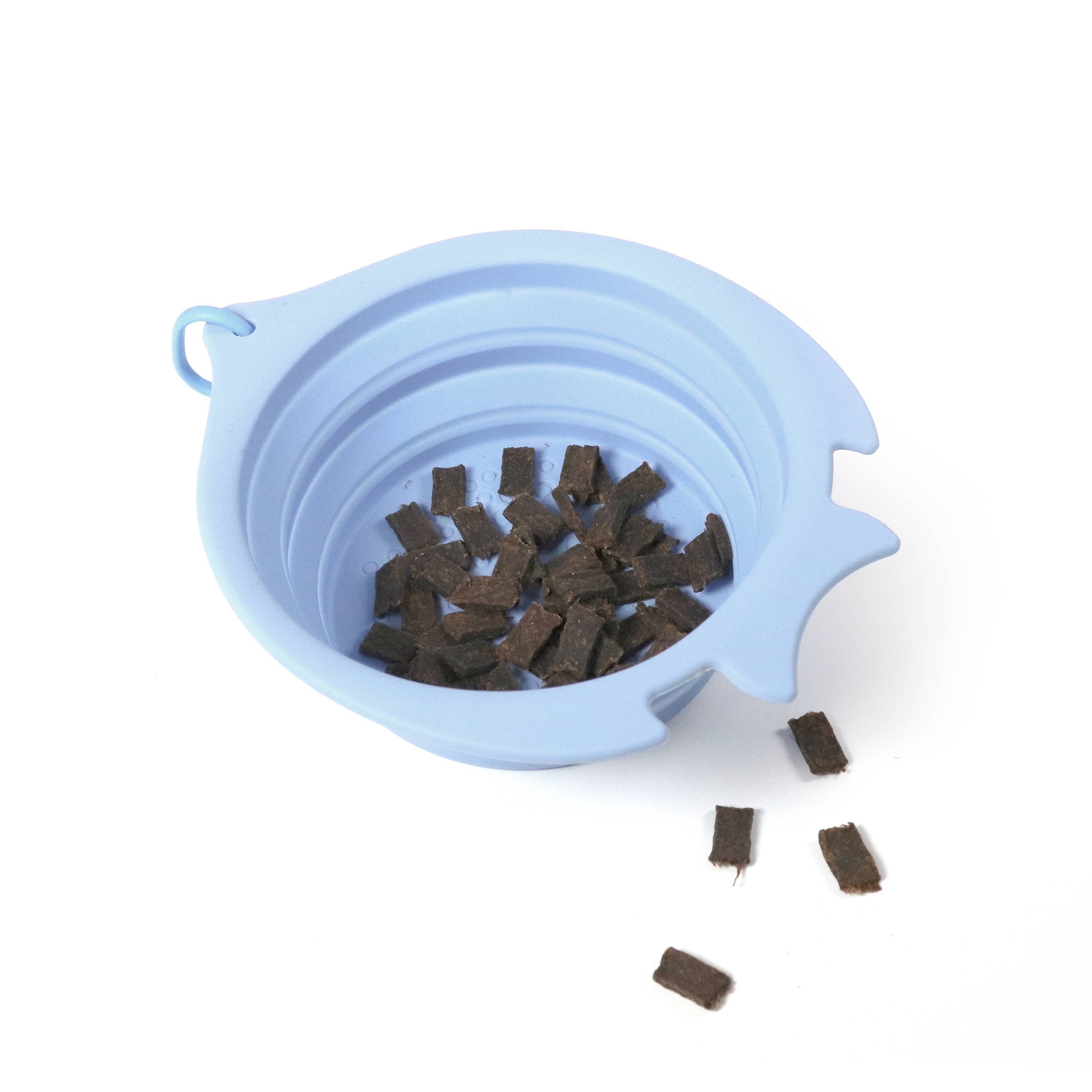 Faltbare Reisenapf 1400 ml aus blauem Silikon Fish Bowl befüllt - United Pets