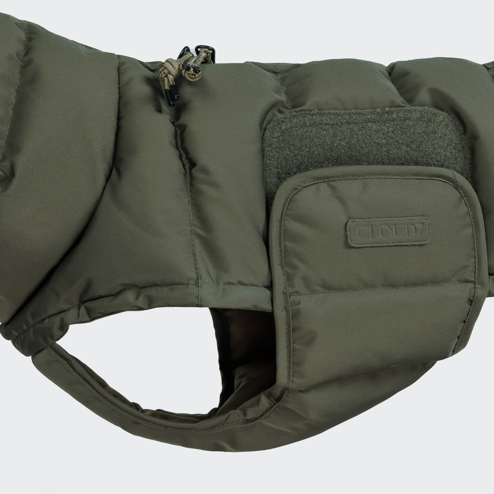 Klettverschluss Bauchschutz Cloud7 Hundemantel Winter ALASKA Dackel Light Olive