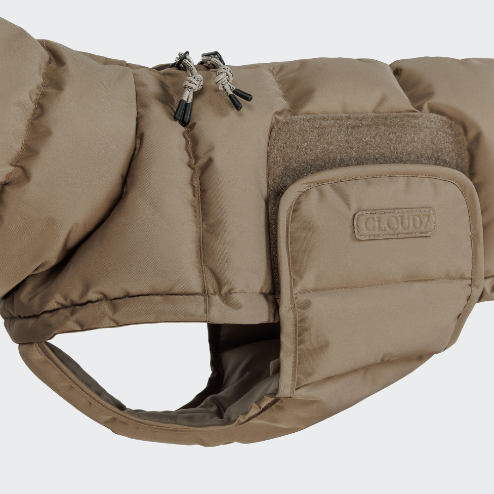 Klettverschluss Bauchschutz Cloud7 Hundemantel Winter ALASKA Dackel Sandy Brown