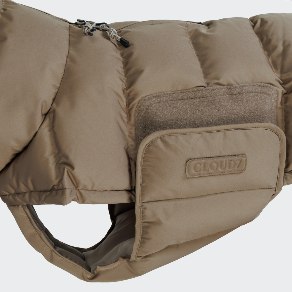 Klettverschluss Bauchschutz Cloud7 Hundemantel Winter ALASKA Sandy Brown