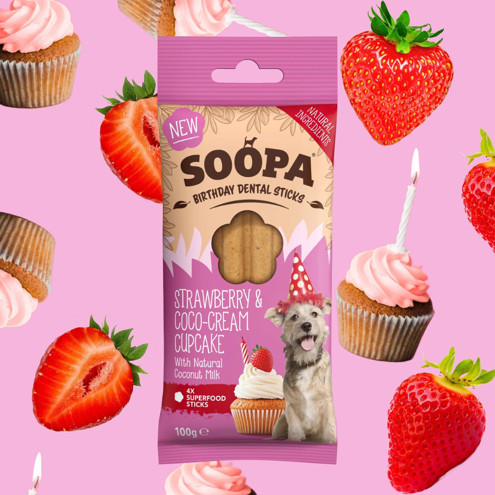 Moodbild Hundeleckerli Erdbeer- und Kokoscreme-Cupcake Dental Sticks - Soopa