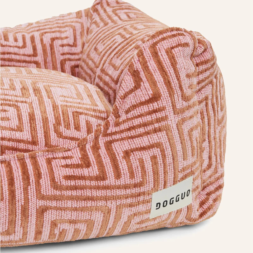 Nahaufnahme Maze Hundebett Pink/Mocha - DOGGUO