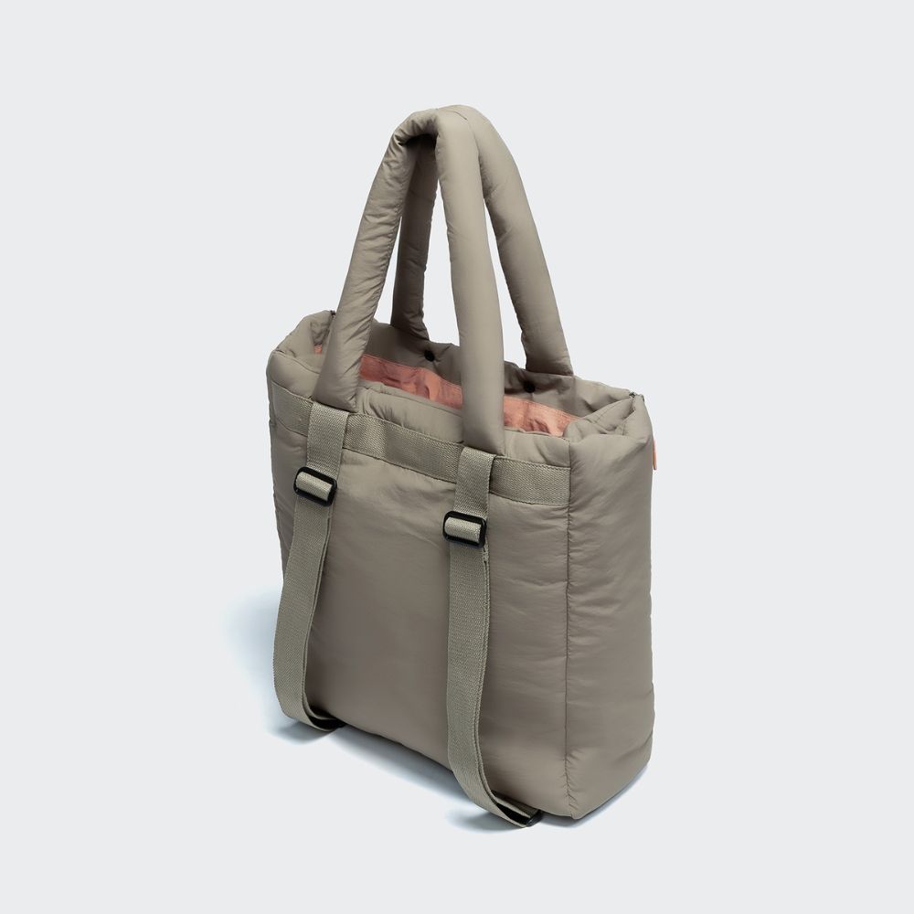 Rückseite mit Schultergurt Cloud7 Hundereisebett & Tote Bag AKTIV Puffer Dart Grey Khaki