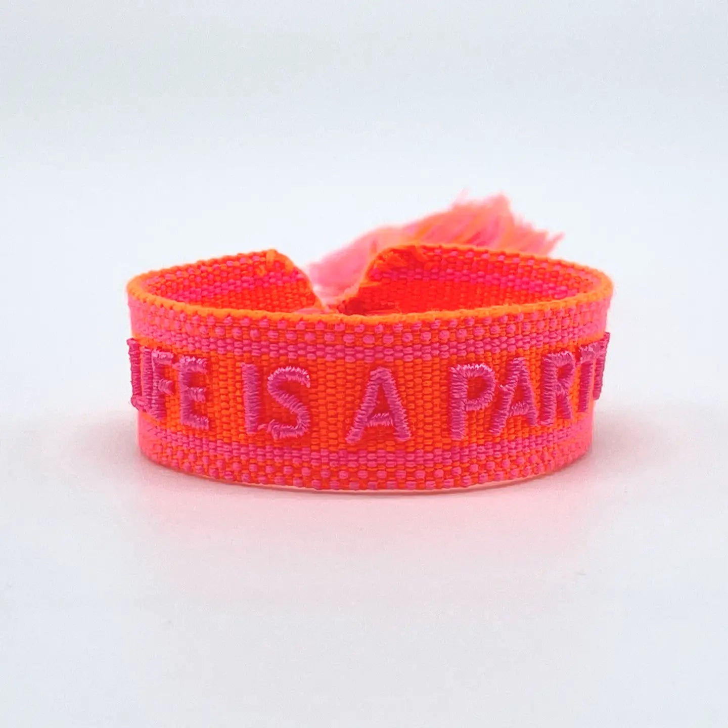 Statement Armband LIFE IS A PARTY