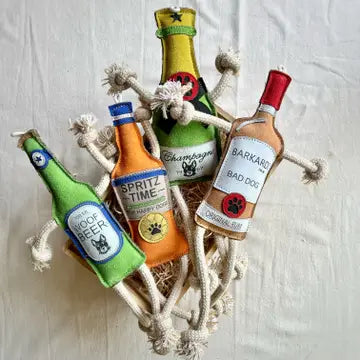 Hundespielzeug Spritz Time aus Wildleder