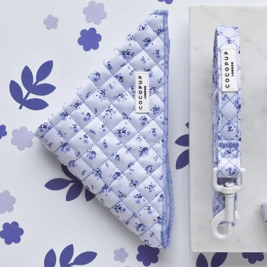 Halstuch Bandana gesteppt Ditsy Floral Lilac - COCOPUP London