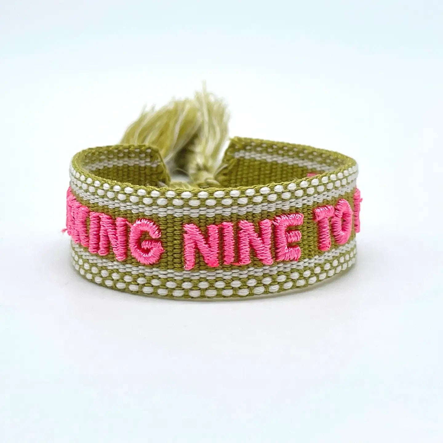 Statement Armband WORKING NINE TO WINE Pistazie