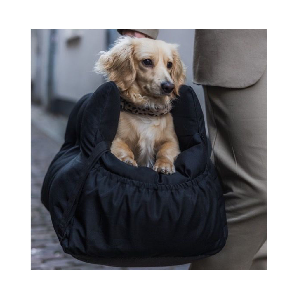 Hund in Autositz schwarz tragbare Tasche - Studio Proud